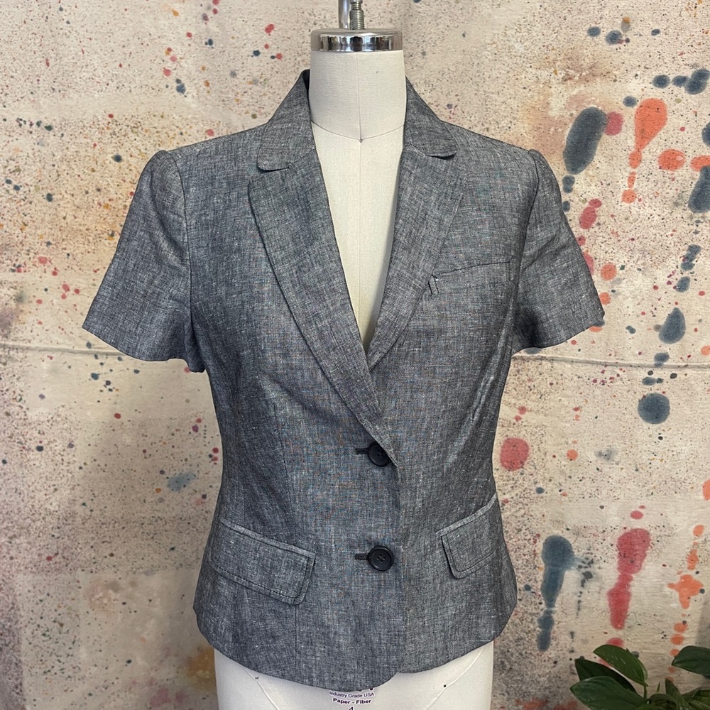Brand new with tags Banana Republic short sleeve blazer size 0